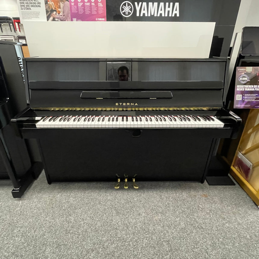 Piano droit Yamaha M1J noyer Bj. 1981 (occasion)