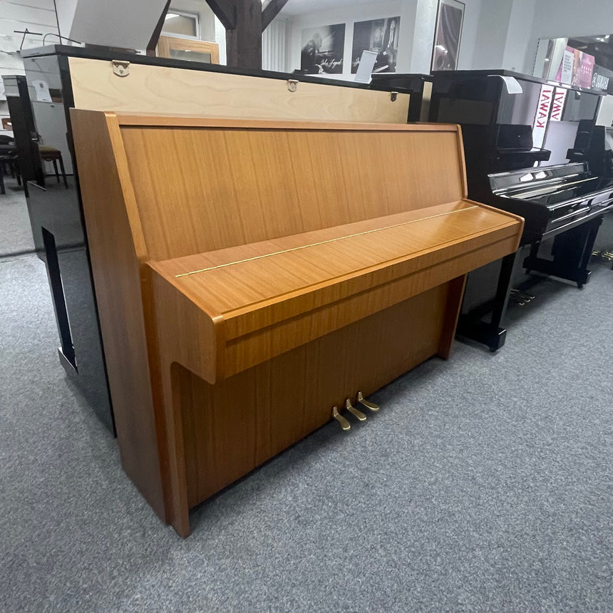 Kawai Klavier CE 7 Nussbaum Bj. 1988 Original made in Japan - sehr guter Zustand (gebraucht)